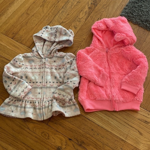 Toddler Girl Bundle Of Clothes and Sweaters - Picture 10 of 16